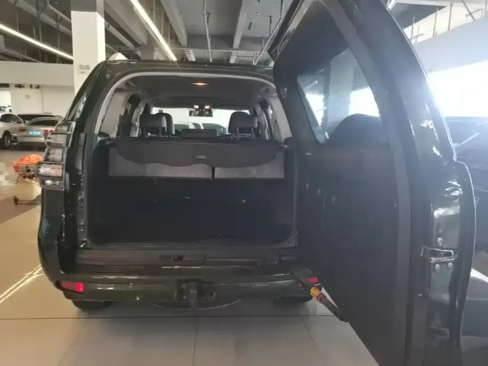 Toyota Prado (Import)