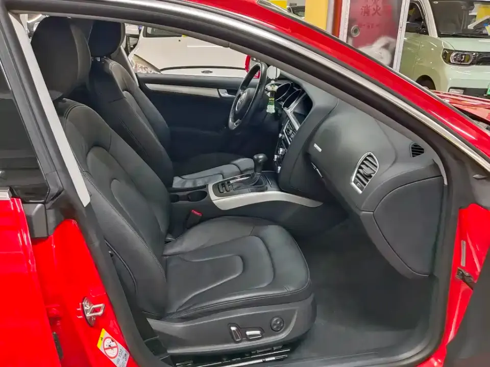 Audi A5 (Import)
