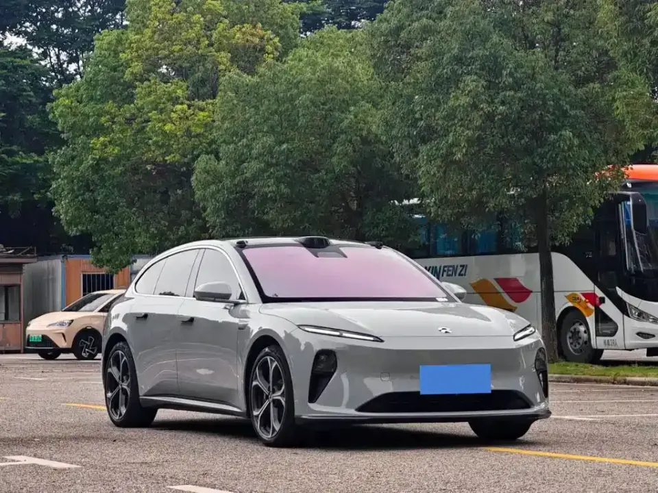 Nio ET5T