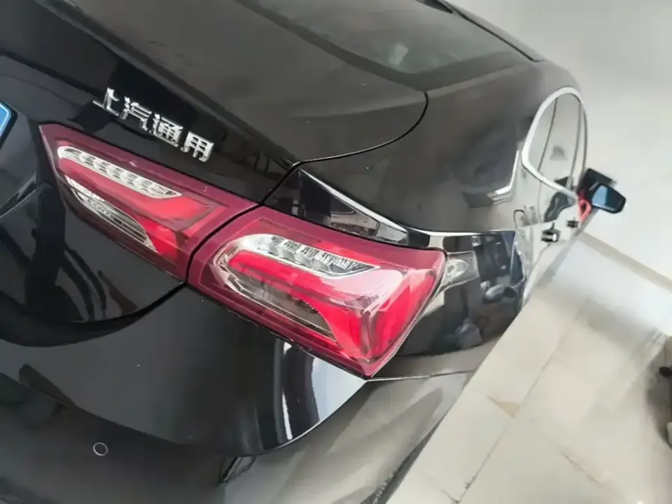 Chevrolet Malibu XL