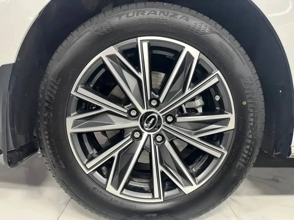 GAC Trumpchi M8