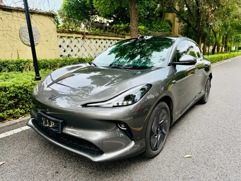 IM Motors IM LS6