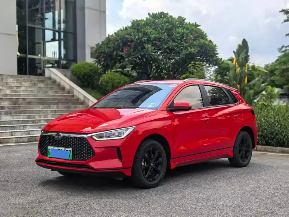 BYD e2