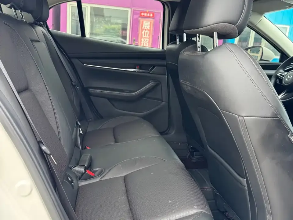 Mazda 3 Axela