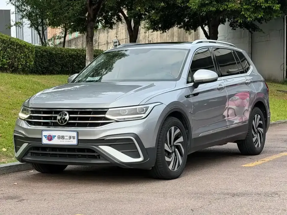 Volkswagen Tiguan L