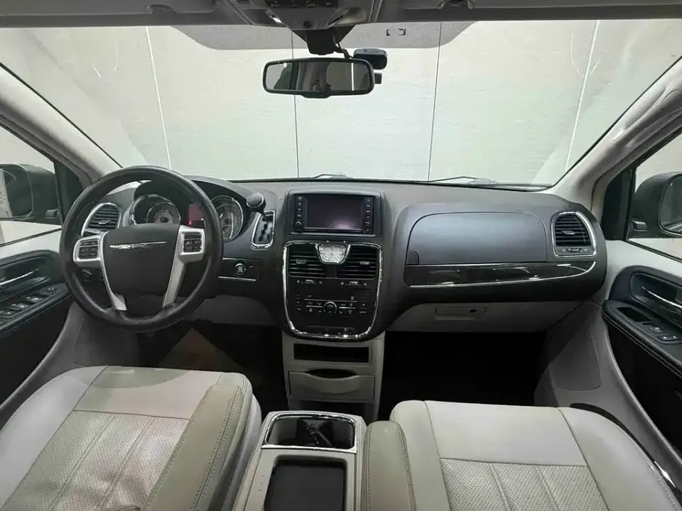 Chrysler Grand Voyager (Import)