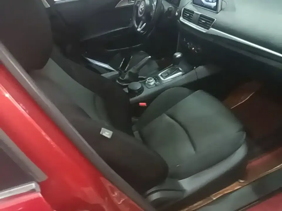 Mazda 3 Axela