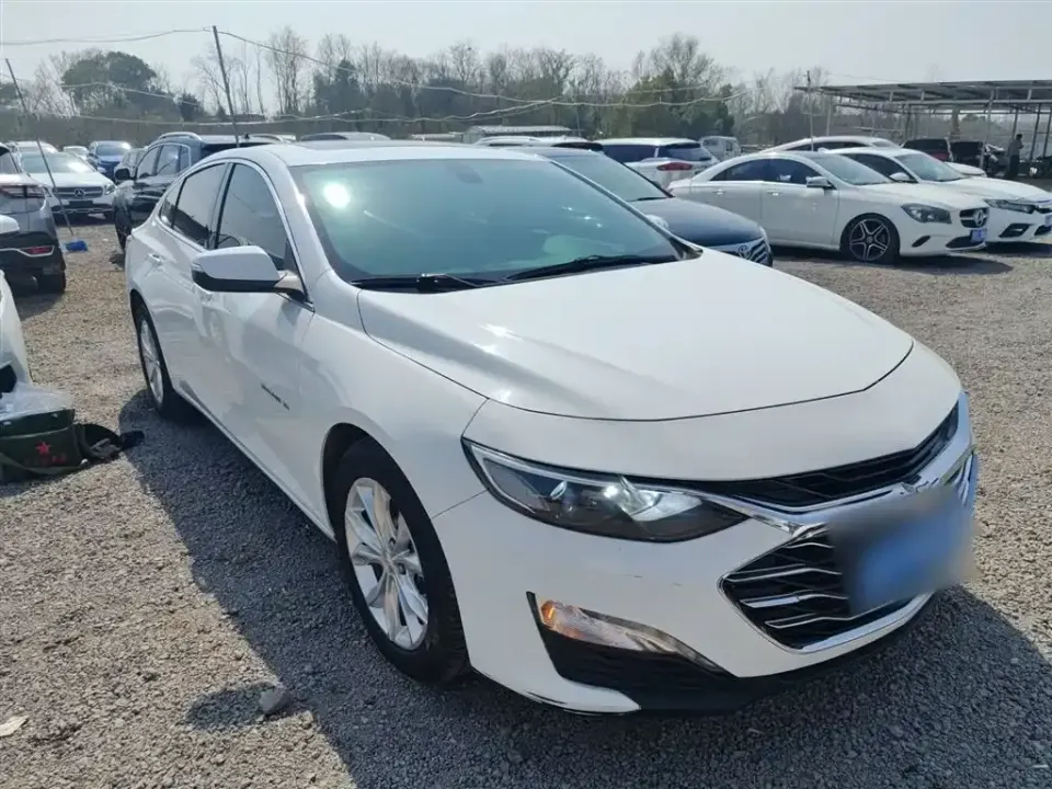 Chevrolet Malibu XL