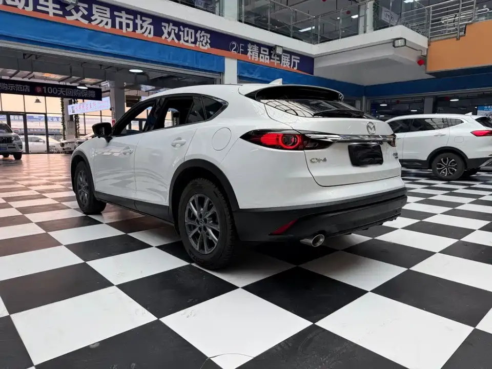 Mazda CX-4