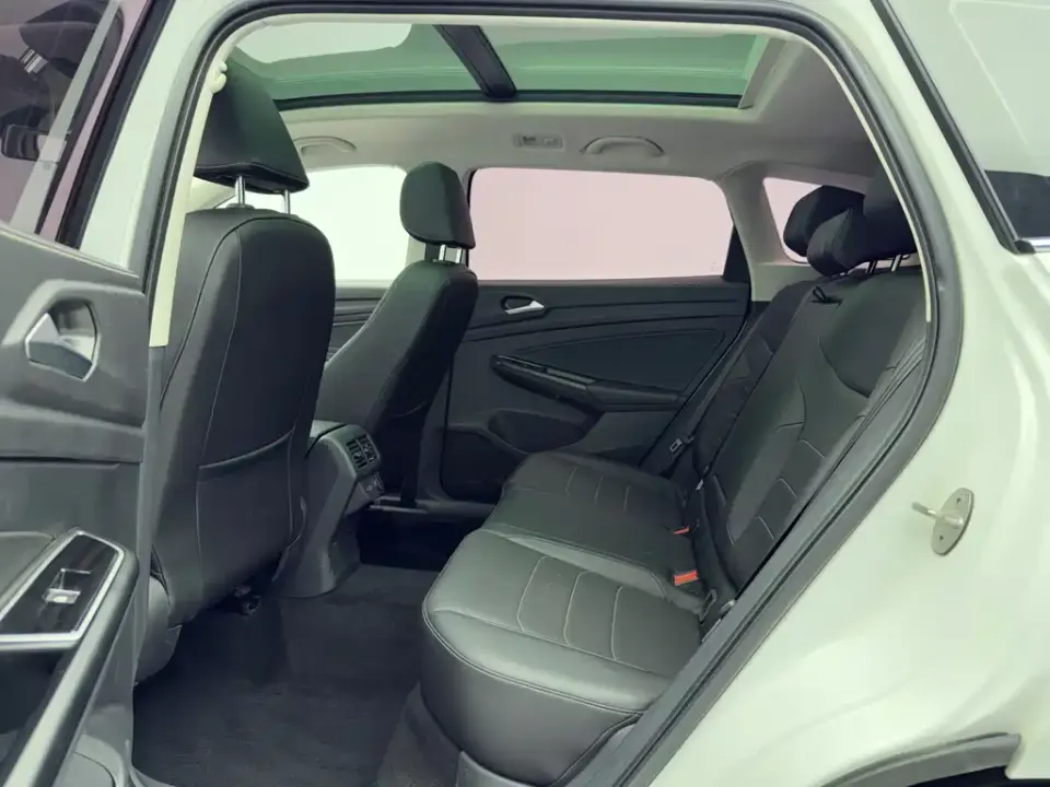 Jetta VS7