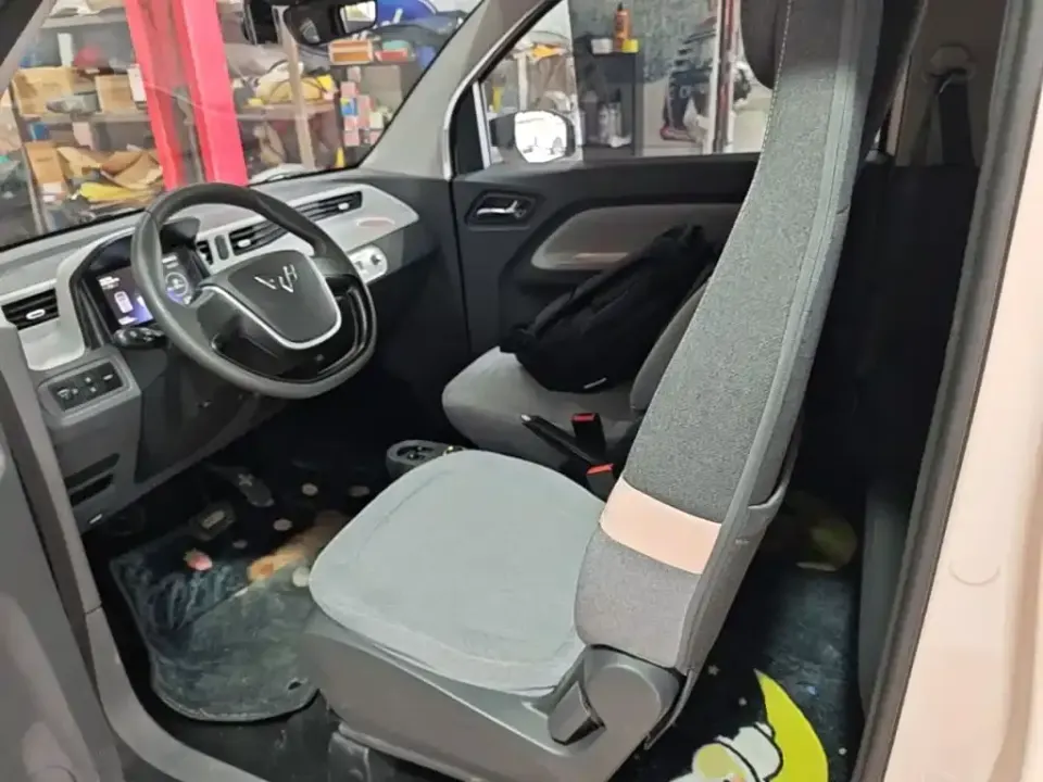 Wuling MINIEV