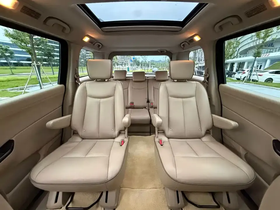 Nissan Quest