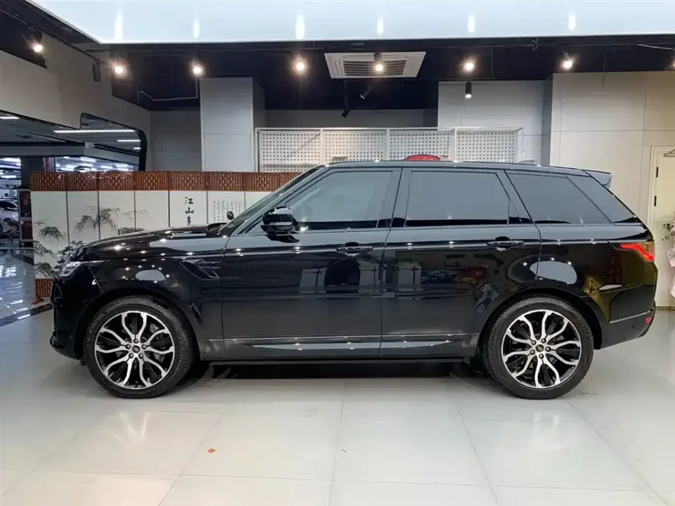 Land Rover Sport
