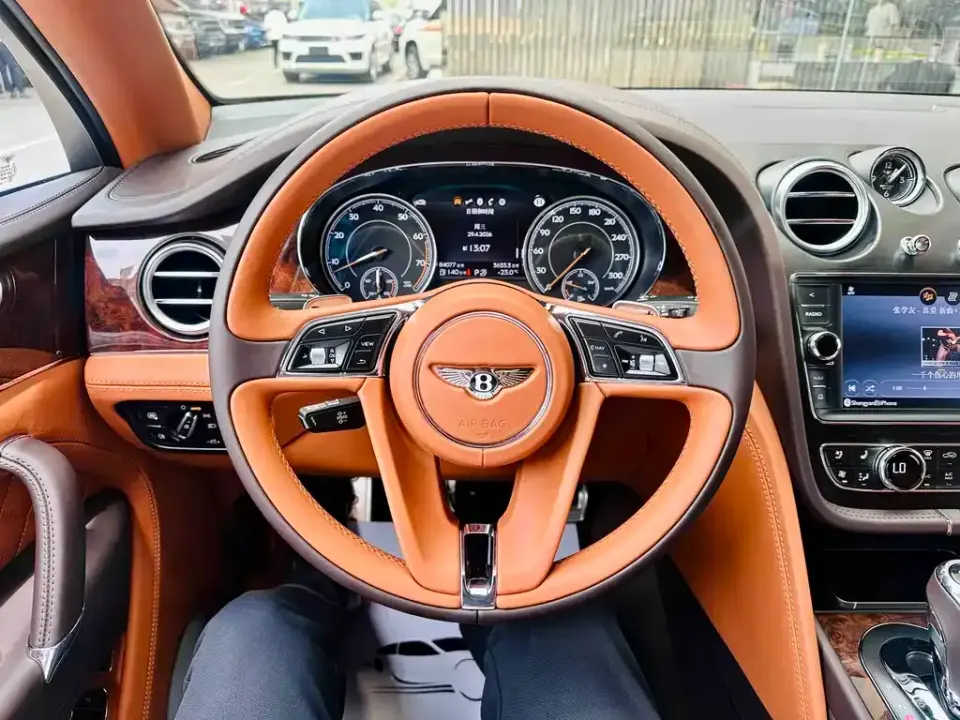 Bentley Bentayga