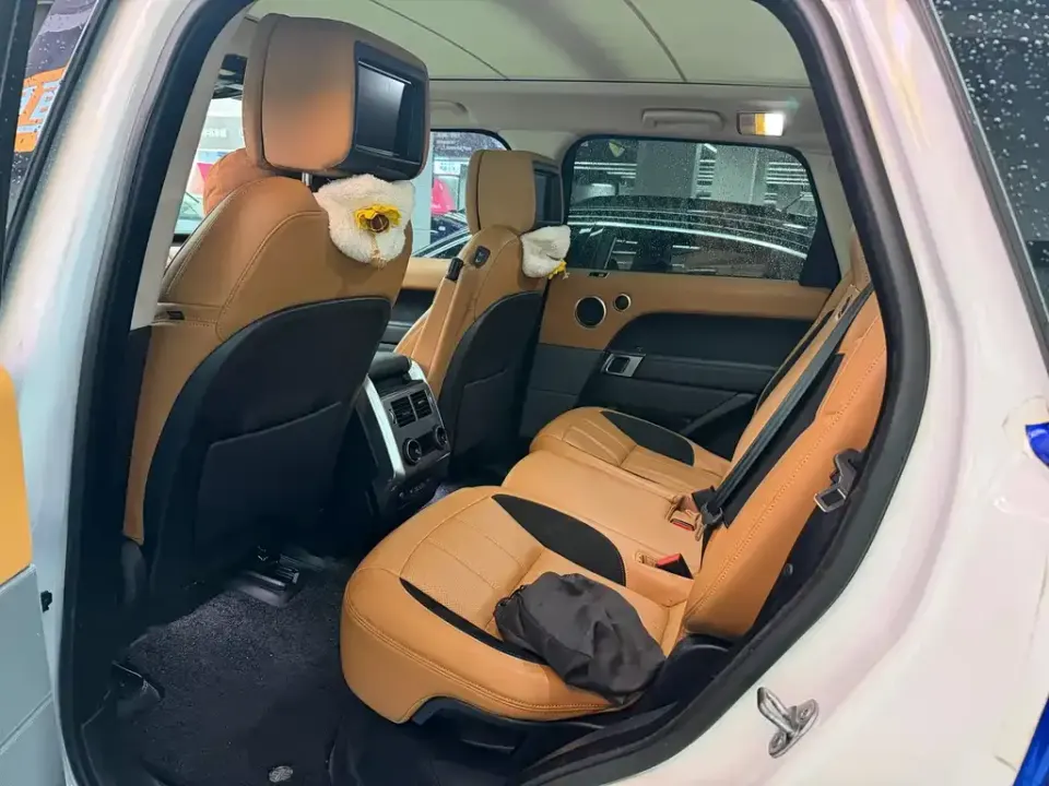 Land Rover Sport