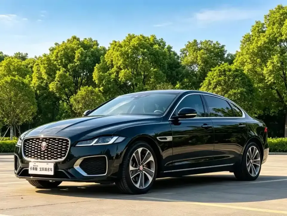 Jaguar XFL