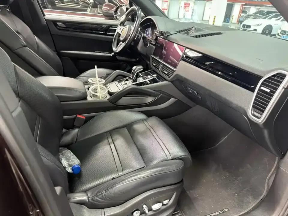 Porsche Cayenne Hybrid