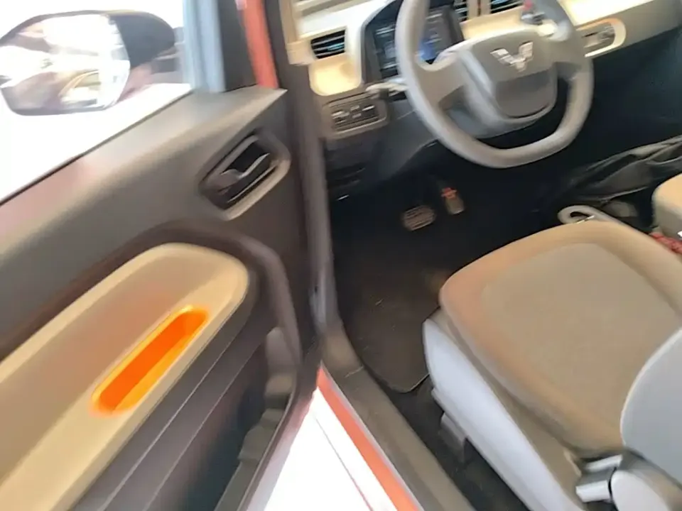 Wuling MINIEV