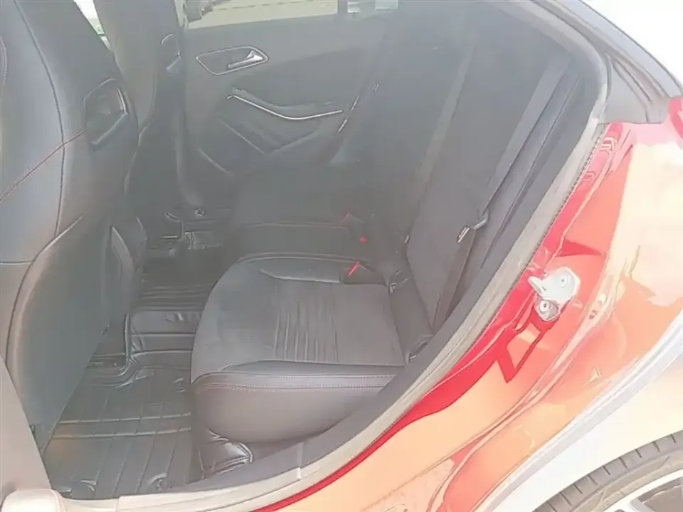 Mercedes-Benz CLA (Import)