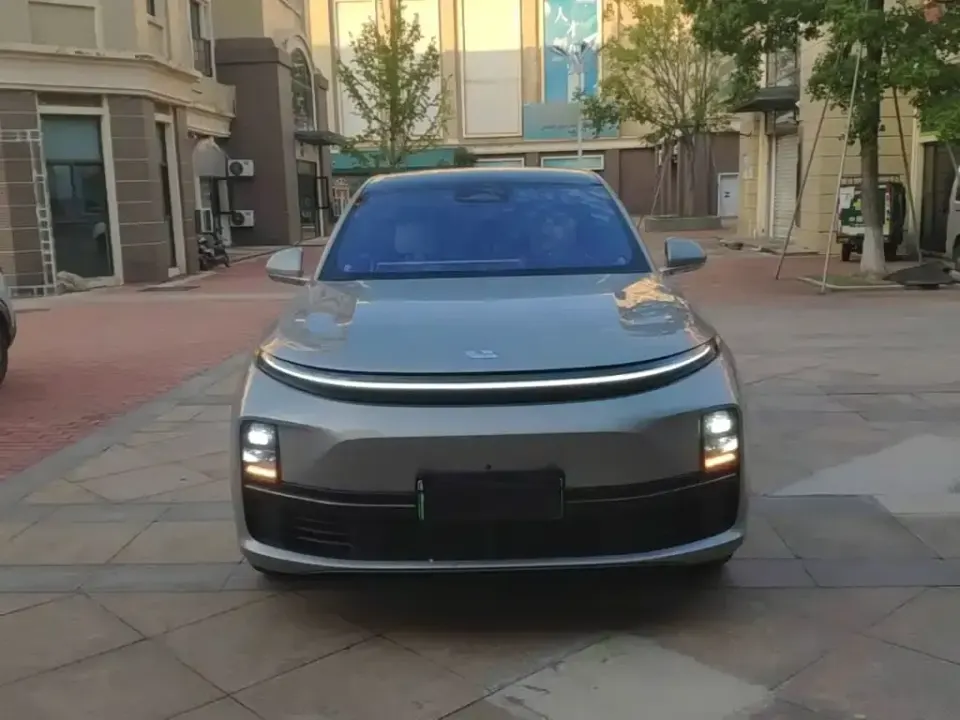 Li Li L7