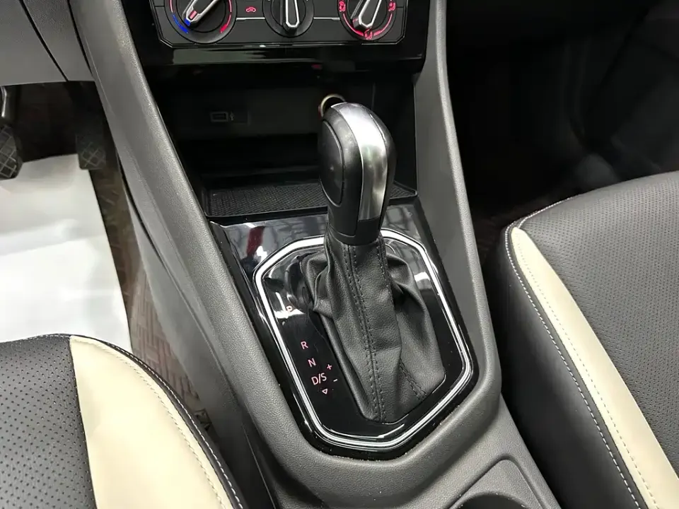 Jetta VS7