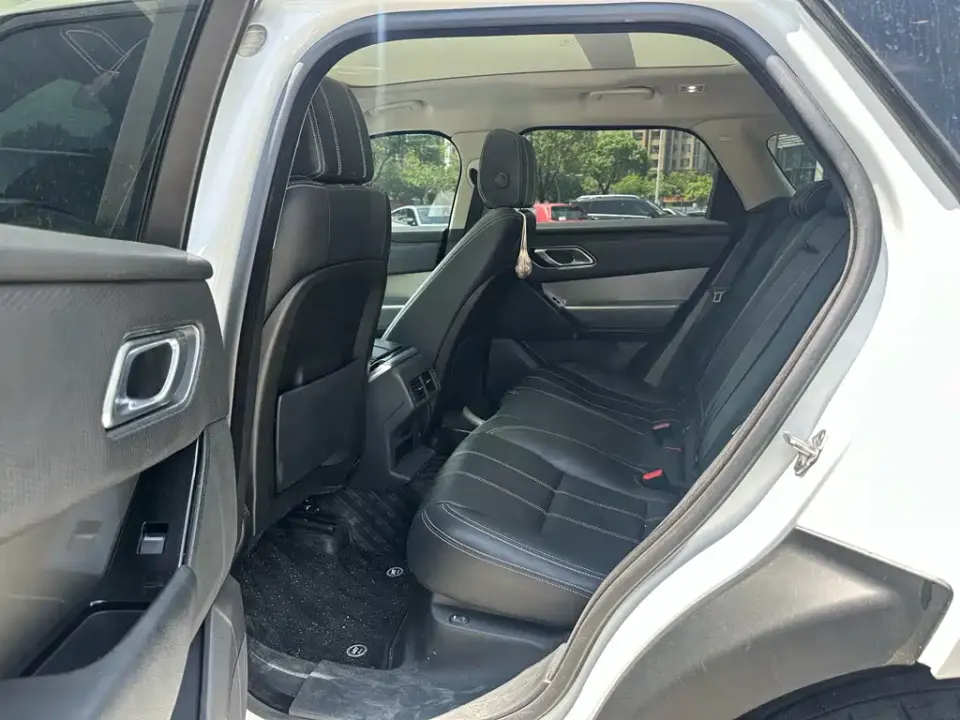 Land Rover Velar