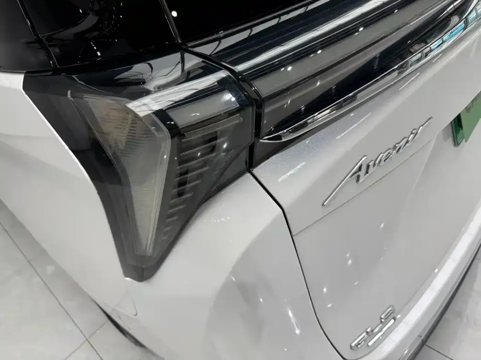 Buick GL8 Hybrid