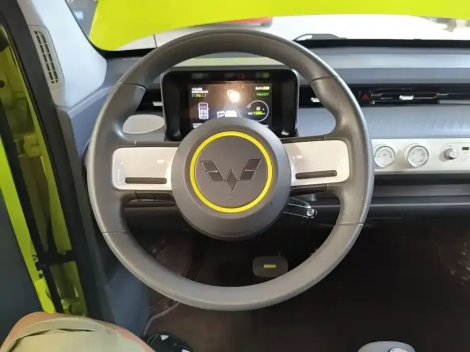 Wuling MINIEV