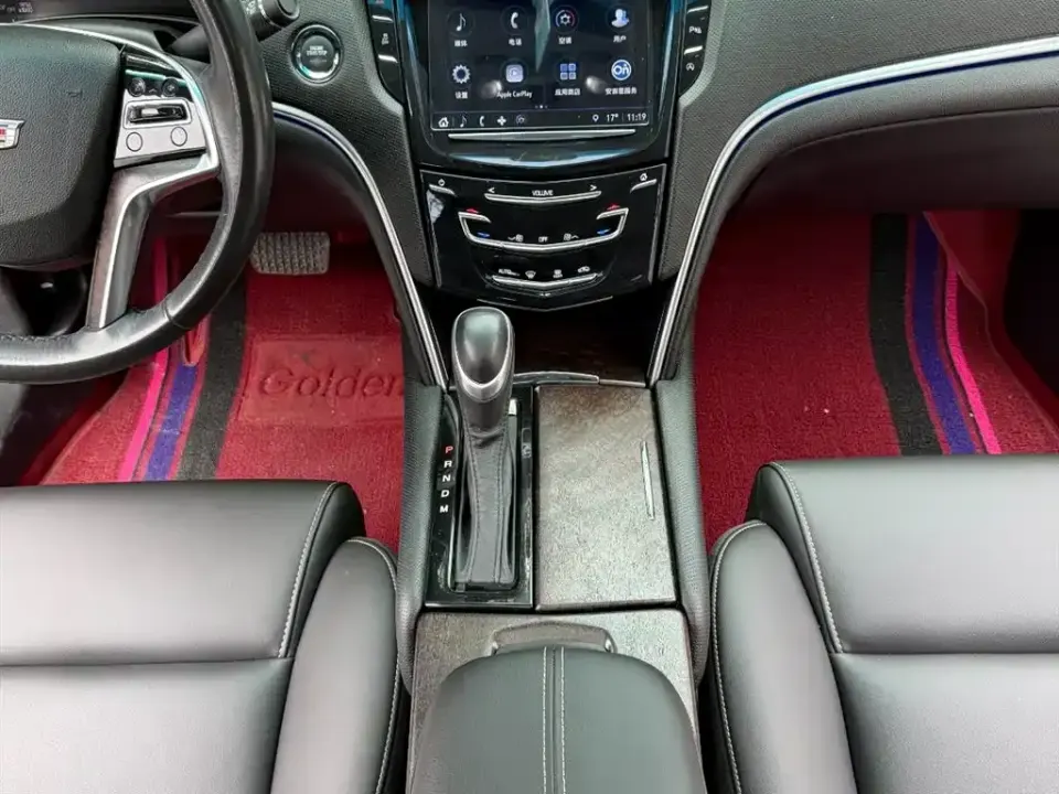 Cadillac XTS