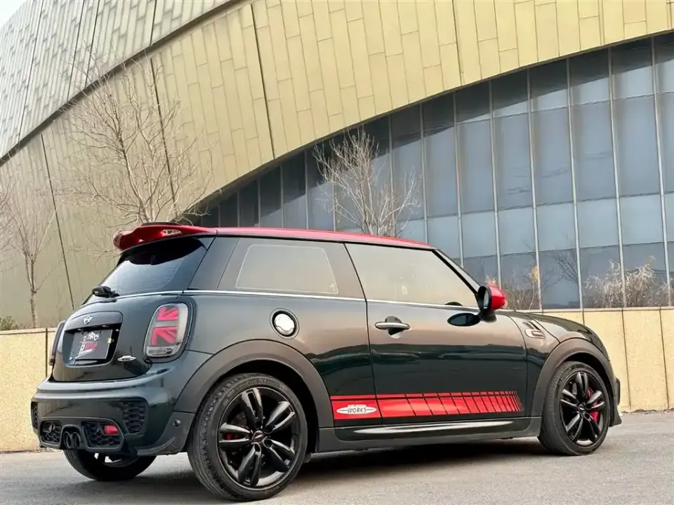 MINI Mini JCW