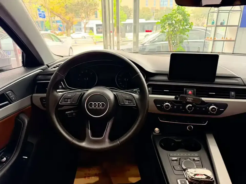 Audi A4L