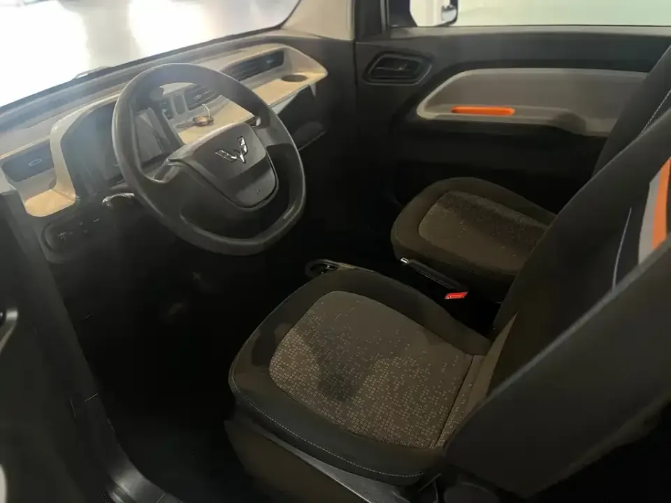 Wuling MINIEV