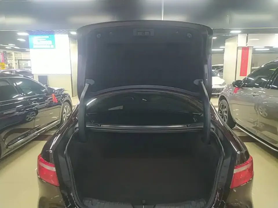 Jaguar XFL