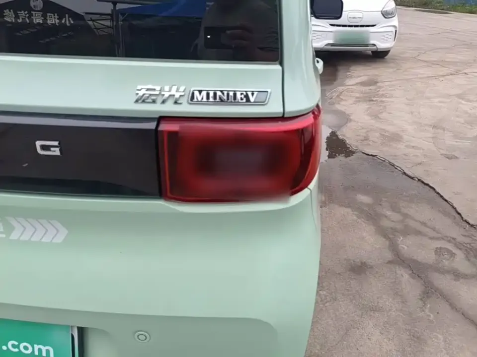 Wuling MINIEV