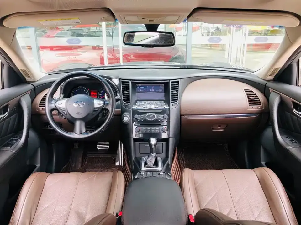 Infiniti FX