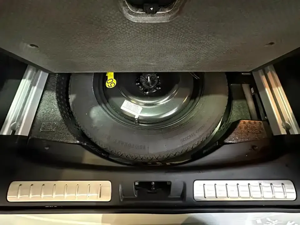 Land Rover Evoque (Import)