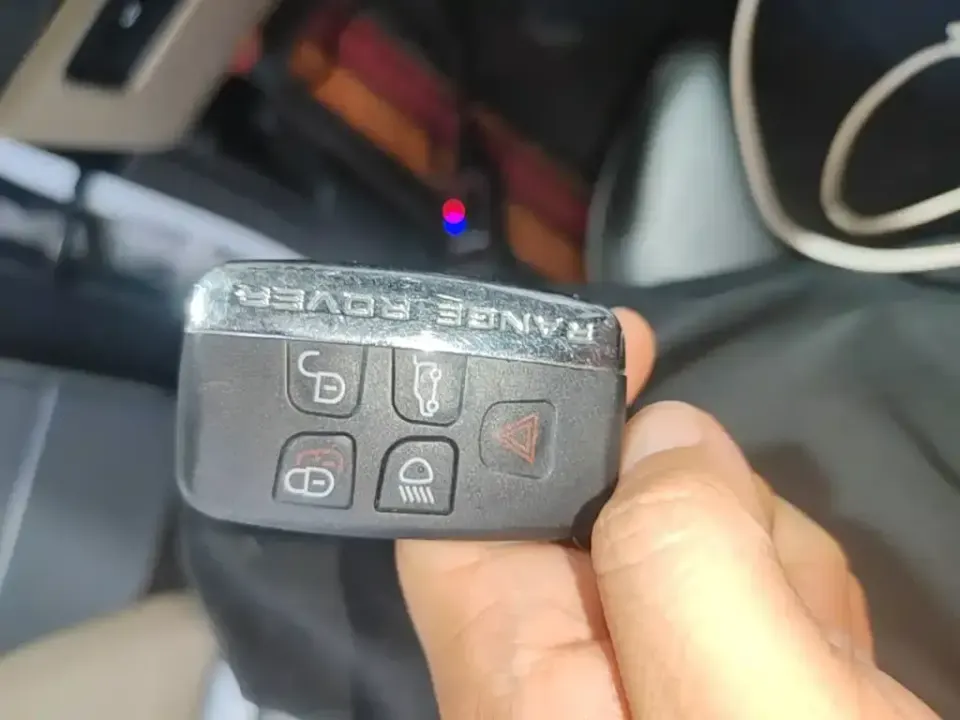 Land Rover Sport