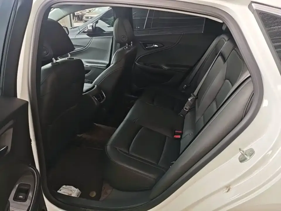Chevrolet Malibu XL