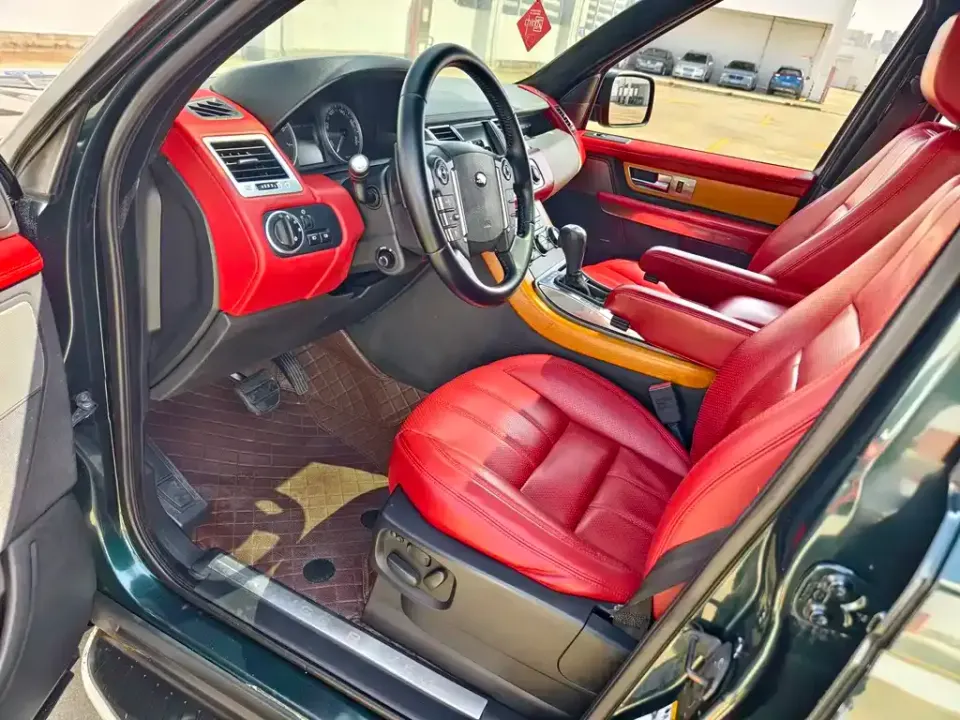 Land Rover Sport