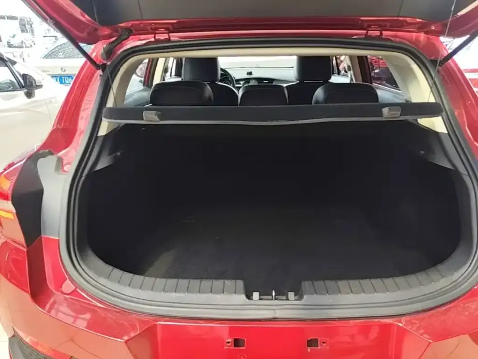 Geely Emgrand GS