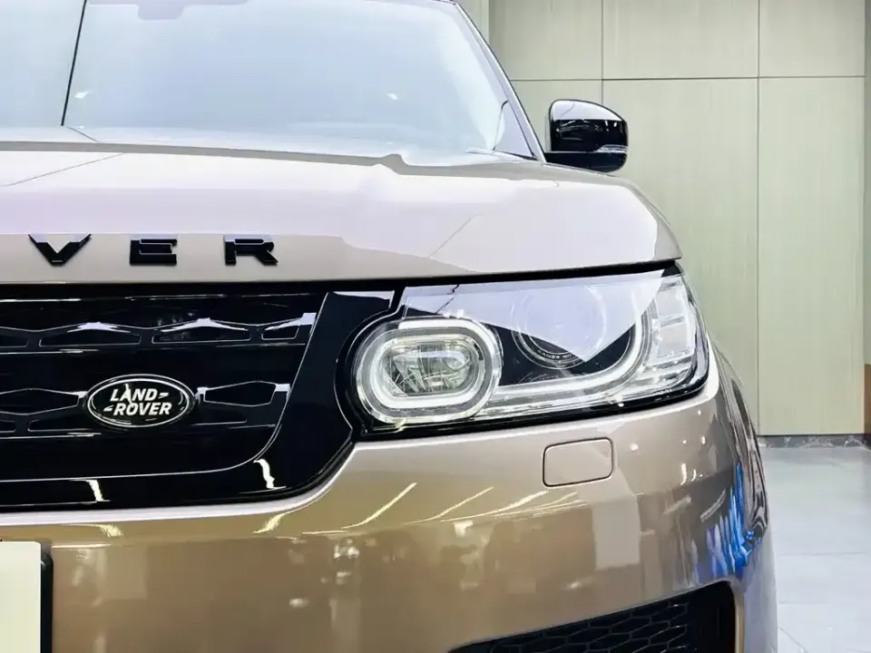 Land Rover Sport