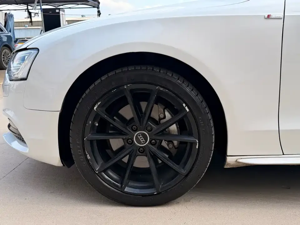 Audi A5 (Import)