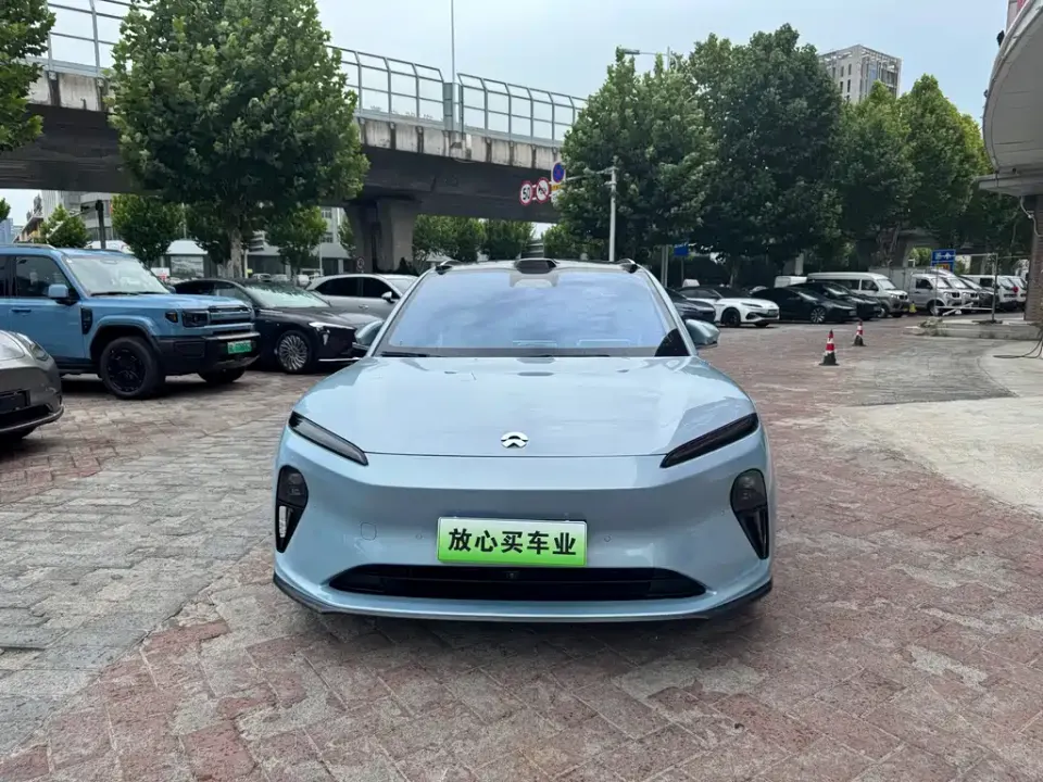 Nio ET5T
