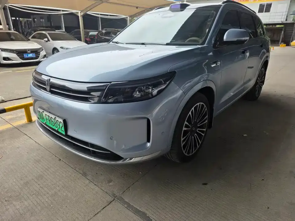 AITO M7