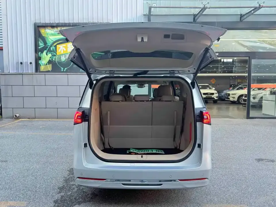 Buick GL8 Hybrid
