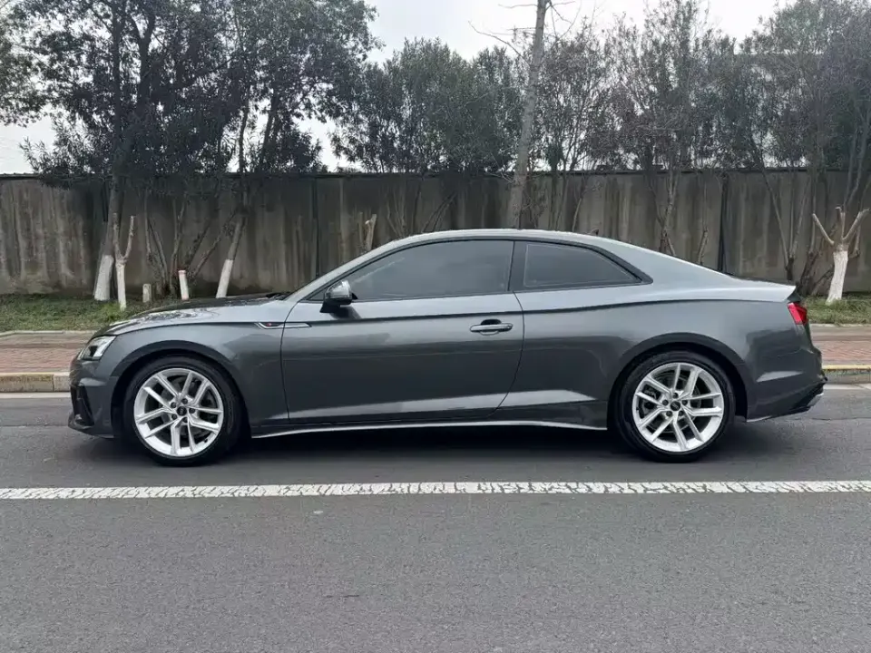 Audi A5 (Import)