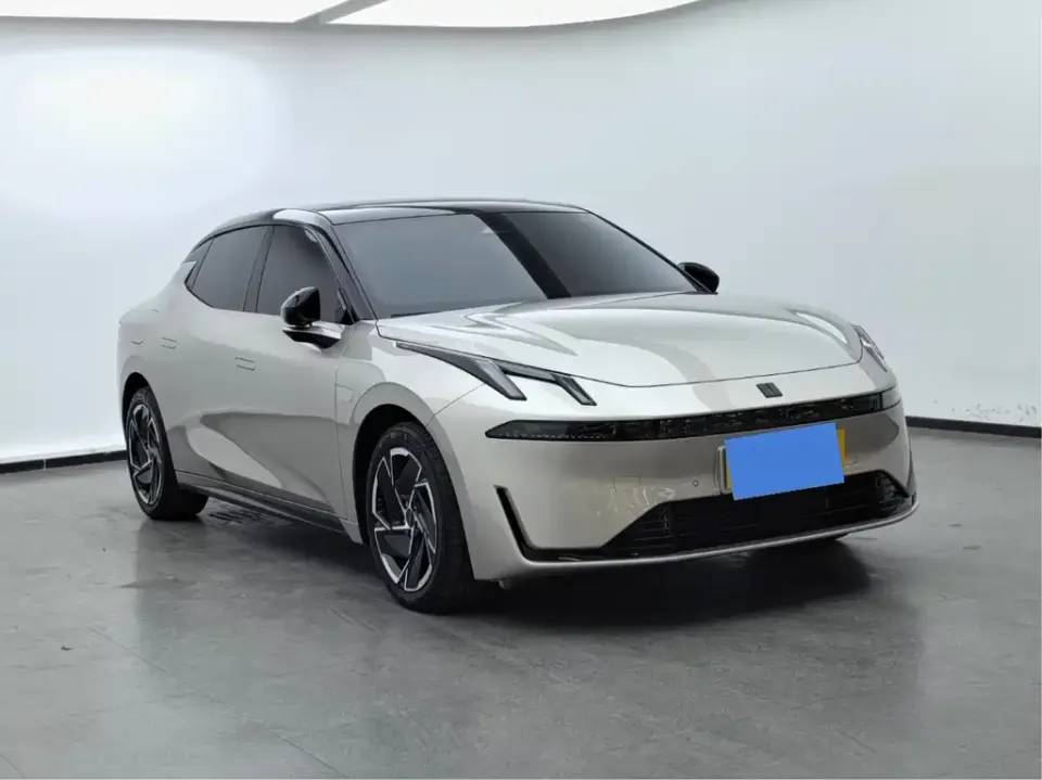 Lynk & Co 07 EM-P