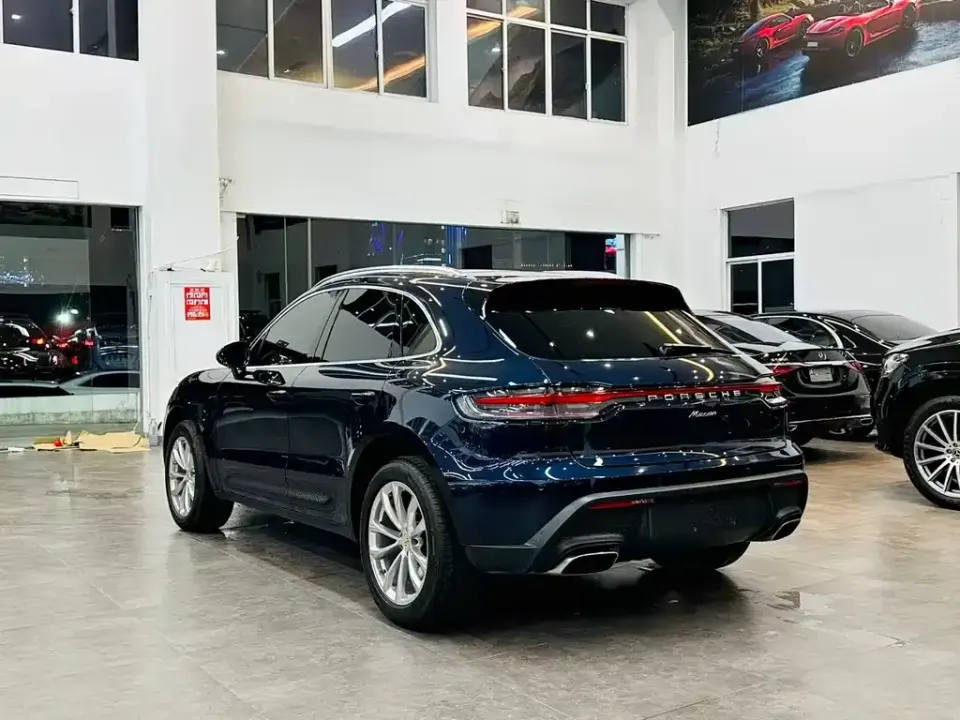 Porsche Macan