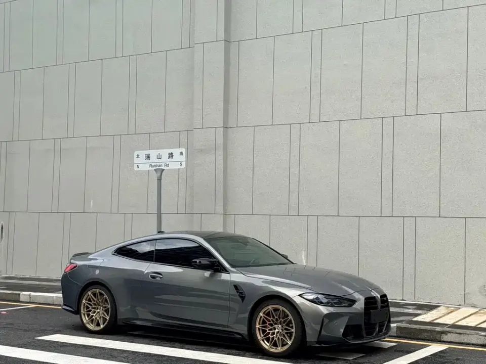 BMW M4