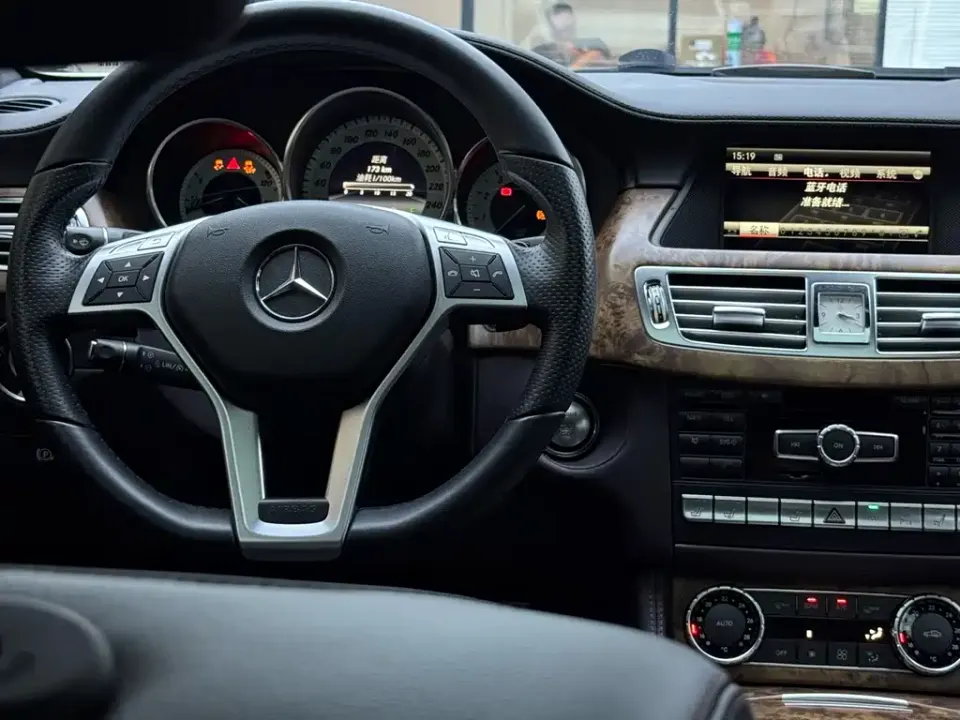 Mercedes-Benz CLS